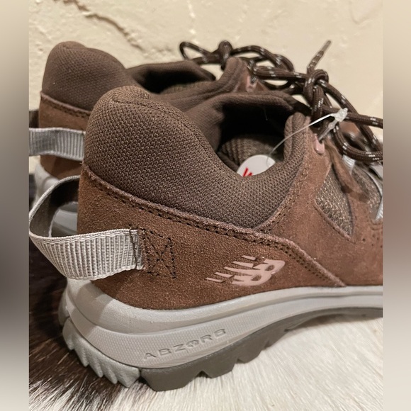 NEW BALANCE Women’s Brown Hiking Walking Shoes - wide fit - Picture 4 of 11